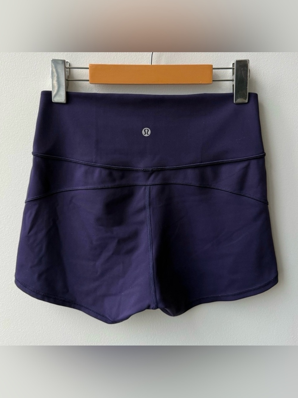 Lululemon In Movement Short - Picture 6 of 10